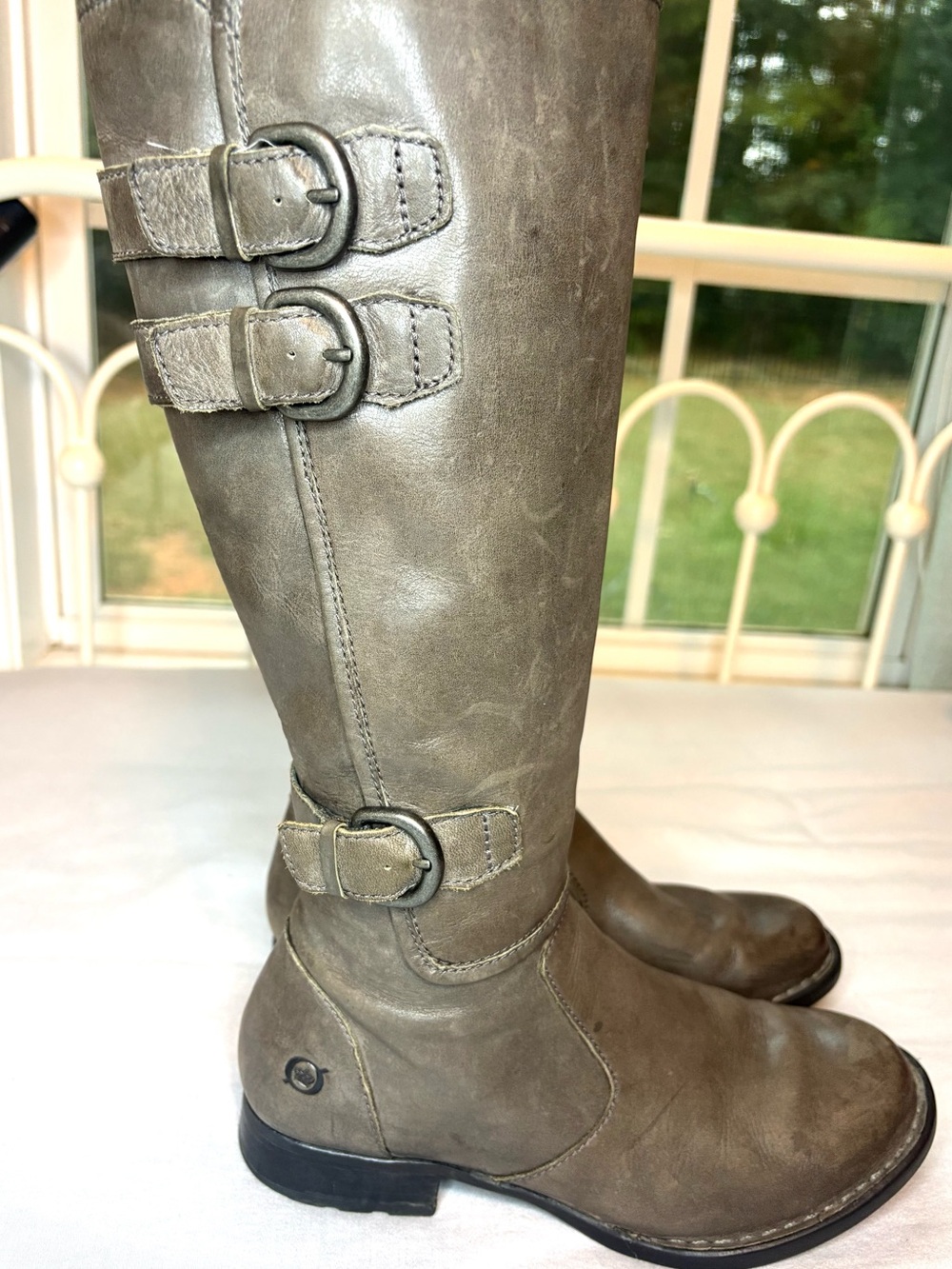 Born Attila Gray Taupe Leather Riding Moto Boots Buckle Women’s 6.5